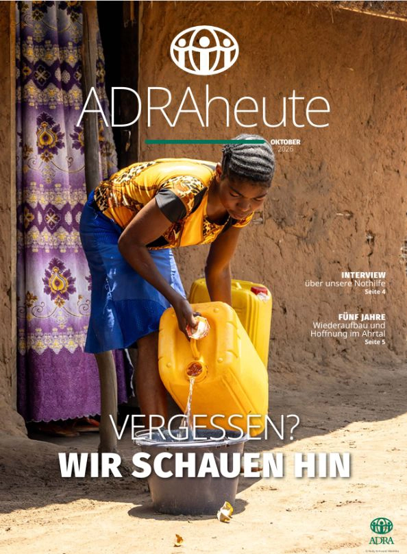 Titelbild der ADRAheute-Ausgabe Juni 2026 mit einem Jungen aus dem Jemen