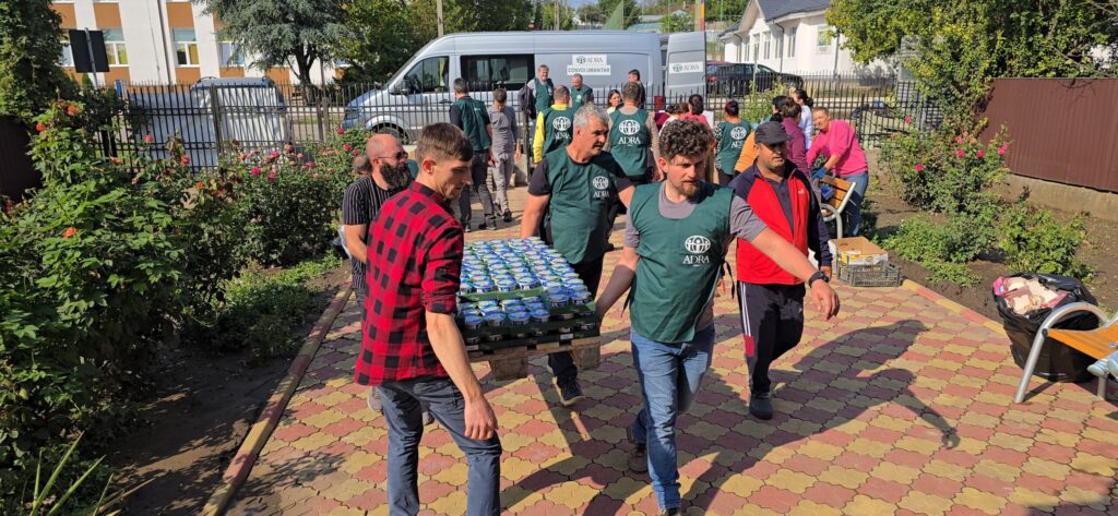 Anlieferung und Verteilung von Hilfsgütern. FOTO ADRA Rumänien