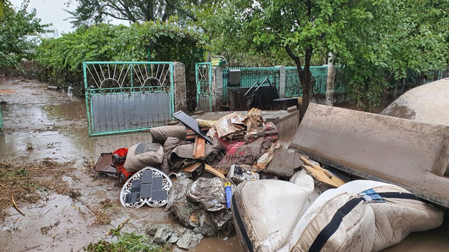 Verwüstung nach der Hochwasserflut. FOTO ADRA Rumänien