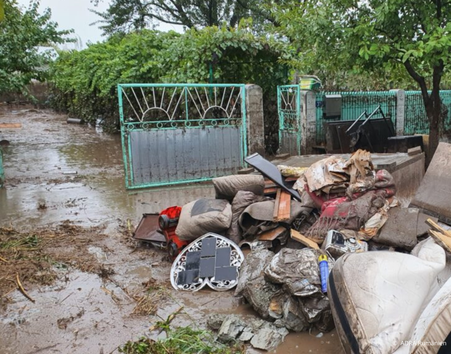 Verwüstung nach der Hochwasserflut. FOTO ADRA Rumänien