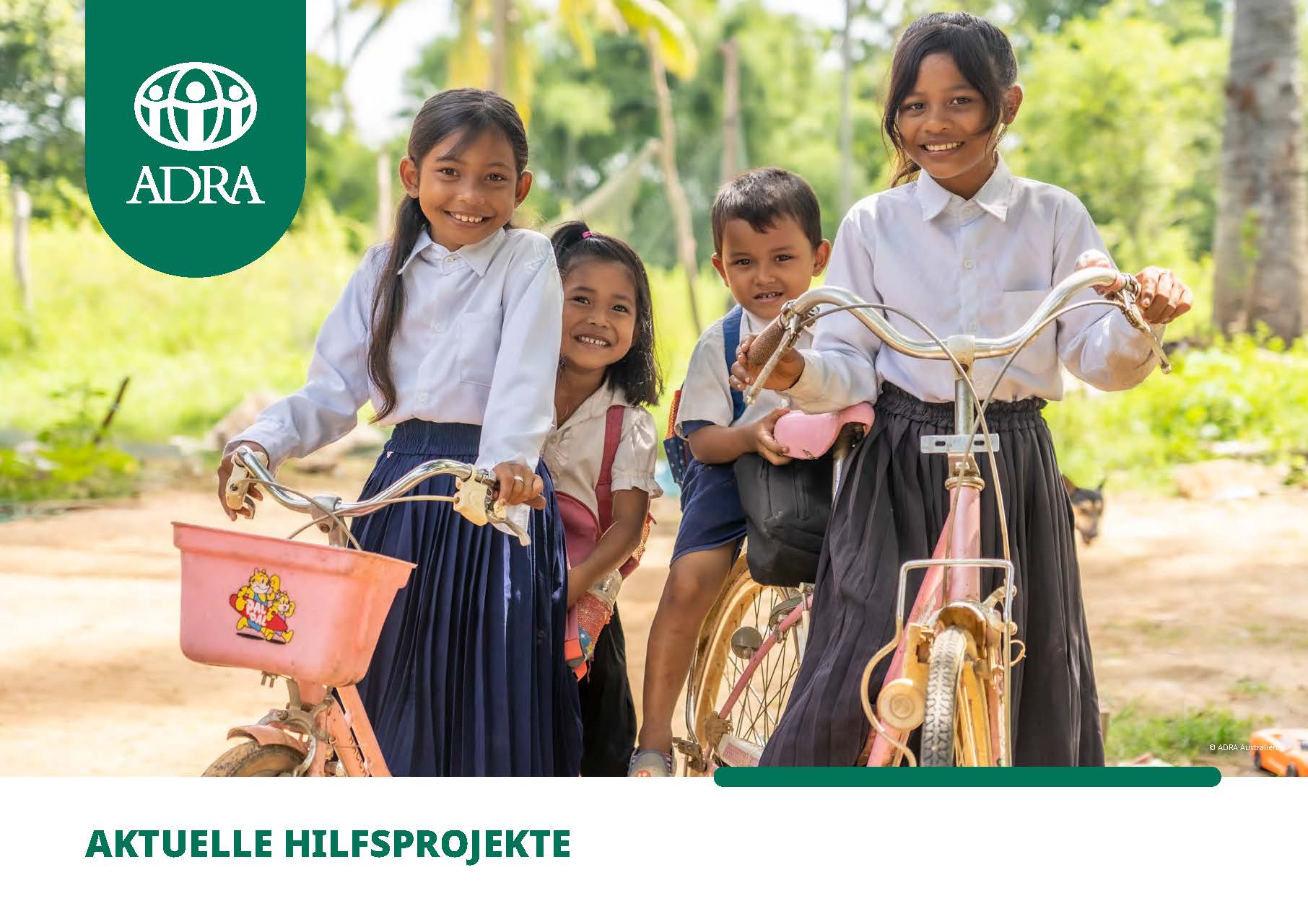 Vier Kinder auf Fahrrädern |Titelbild der ADRA-Projektliste