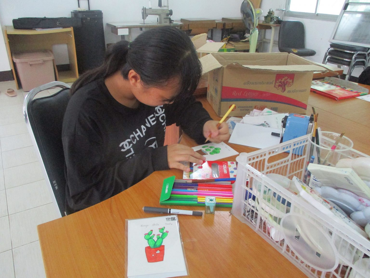 Landessammlung 2025 Thailand - Im „Keep Girls Safe Center” können die Mädchen die Schule besuchen, lernen und kreativ sein. (Foto: ADRA Thailand)