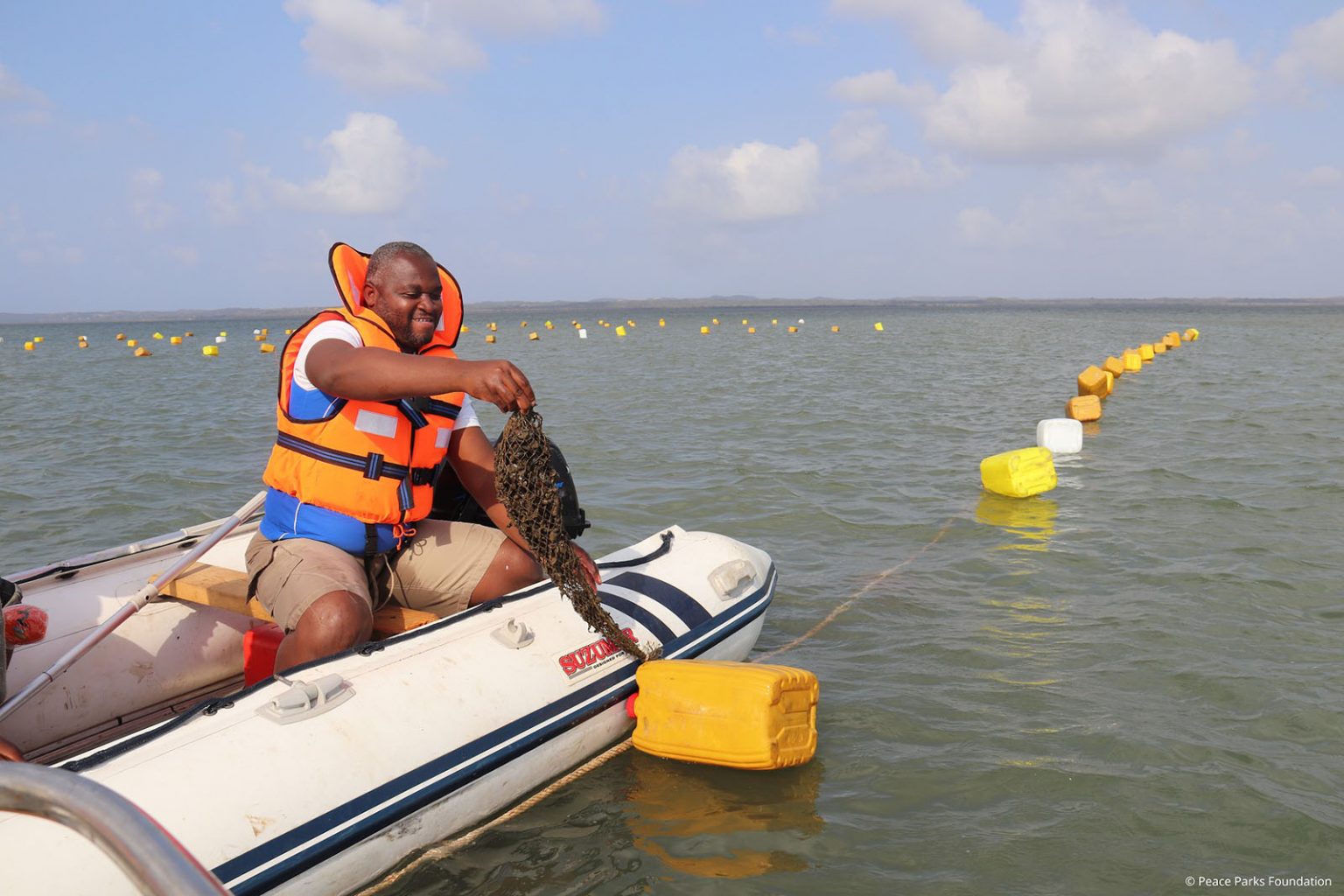 Nachhaltige, bestandsschonende Fischfangmethoden sichern langfristig Nahrung und Einkommen. (Foto: Peace Parks Foundation)