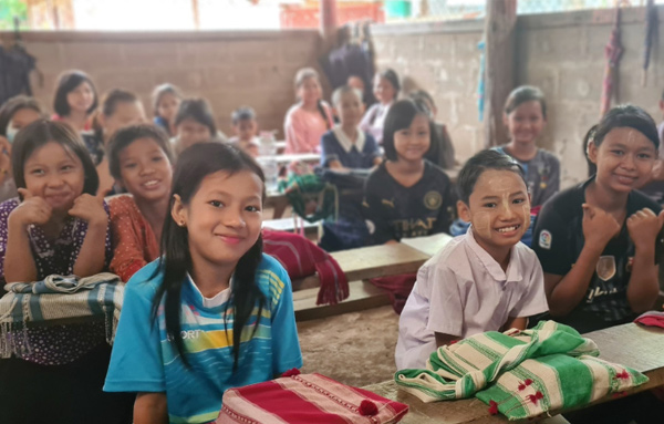 Mädchen beim Unterricht in Thailand | © ADRA Thailand