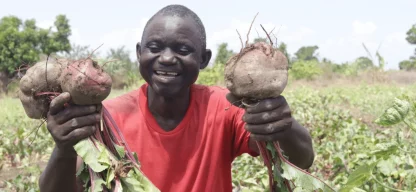 Wenn Menschen sich selbst durch Landwirtschaft mit Nahrungsmitteln versorgen können, lässt sich Hunger bekämpfen. Zudem erwächst daraus auch vor Ort eine Einnahmequelle für wirtschaftliche Unabhängigkeit. (Foto: ADRA Mosambik)