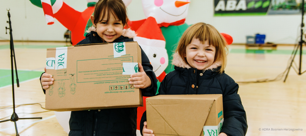 In den Zielländern wie hier in Bosnien-Herzegowina freuen sich die Kinder über die Pakete aus Deutschland.