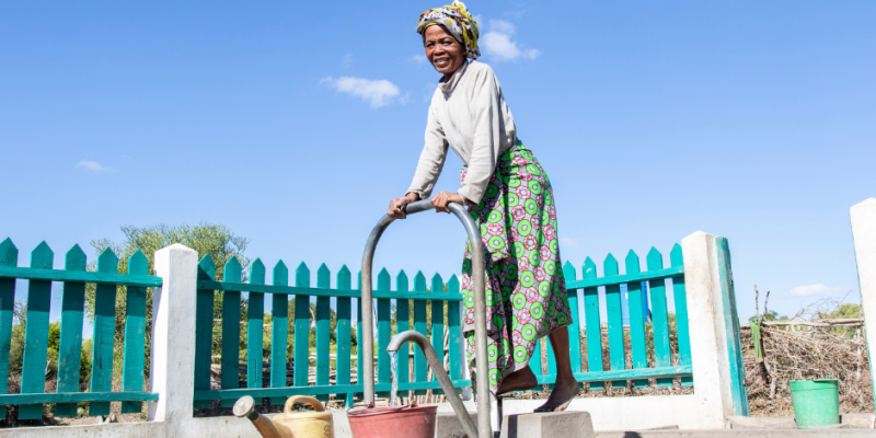 der Zugang zu sauberem Trinkwasser, sanitären Einrichtungen und Hygiene, kurz WASH, ist ein Menschenrecht, das 2 Milliarden Menschen nicht wahrnehmen können. In den Projekten von ADRA gibt es meist auch eine WASH-Komponente. © ADRA Madagaskar